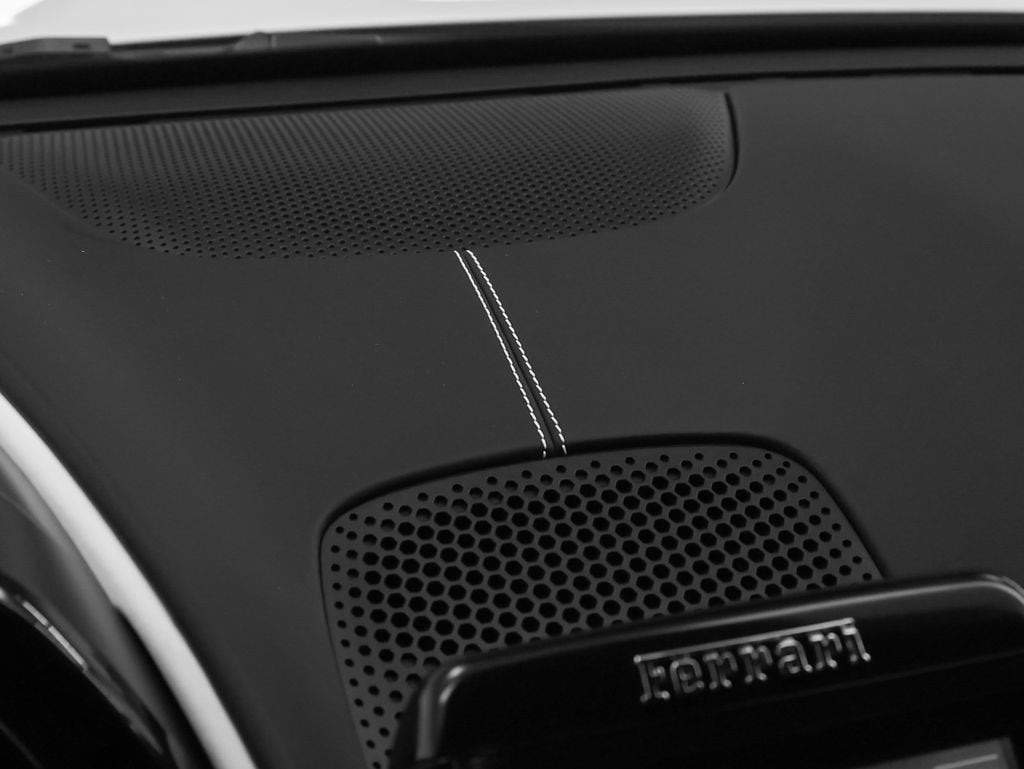 2023 Ferrari Roma Base