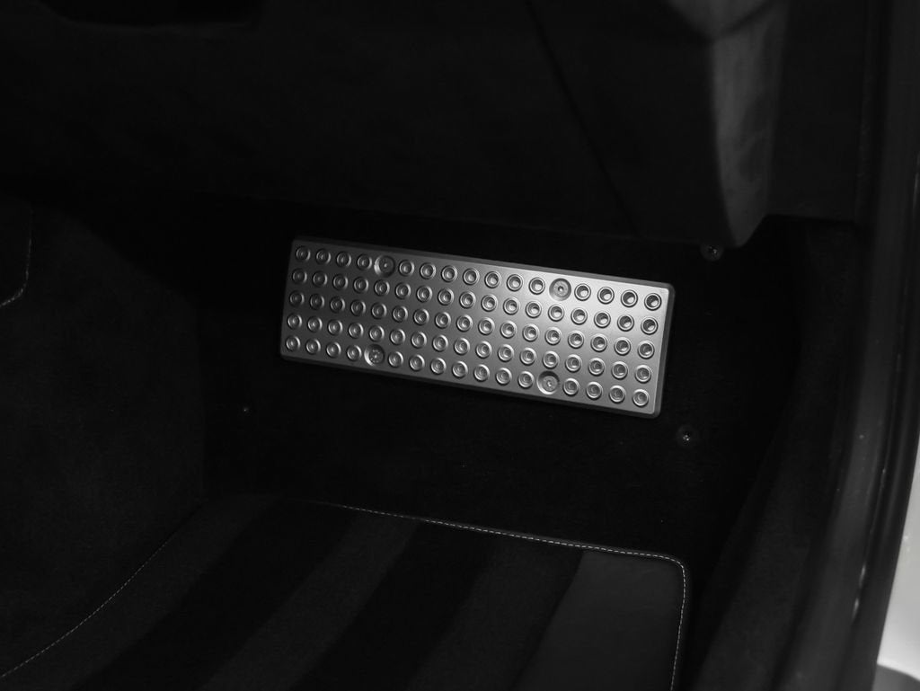 2023 Ferrari Roma Base