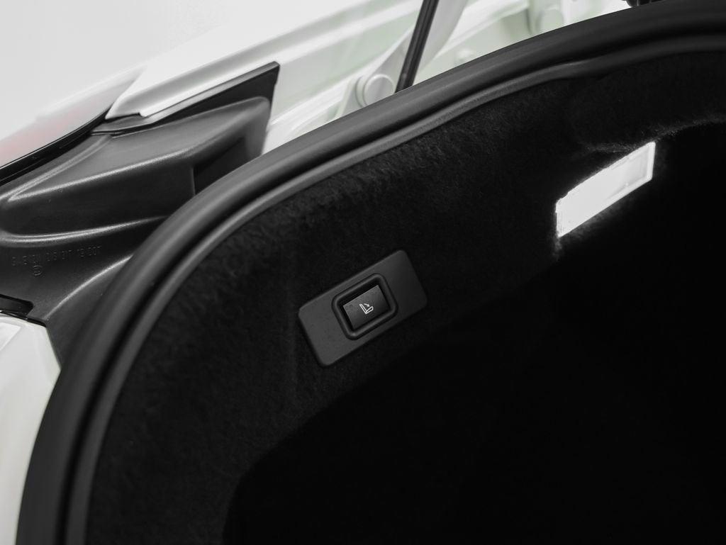 2023 Ferrari Roma Base