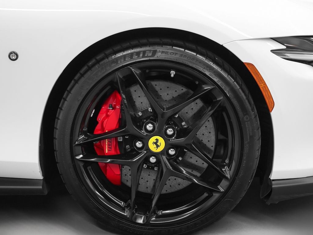 2023 Ferrari Roma Base