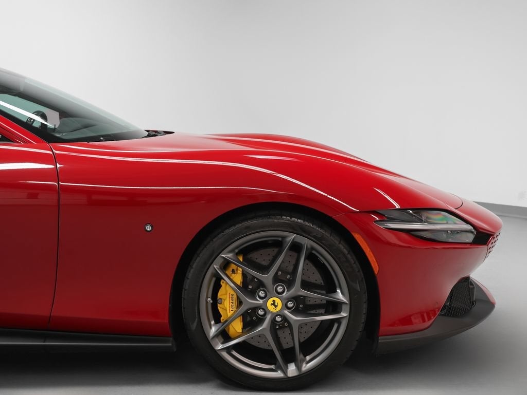 2023 Ferrari Roma Base