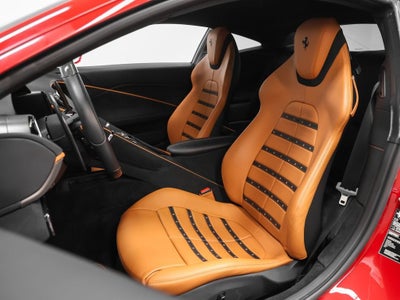 2023 Ferrari Roma Base