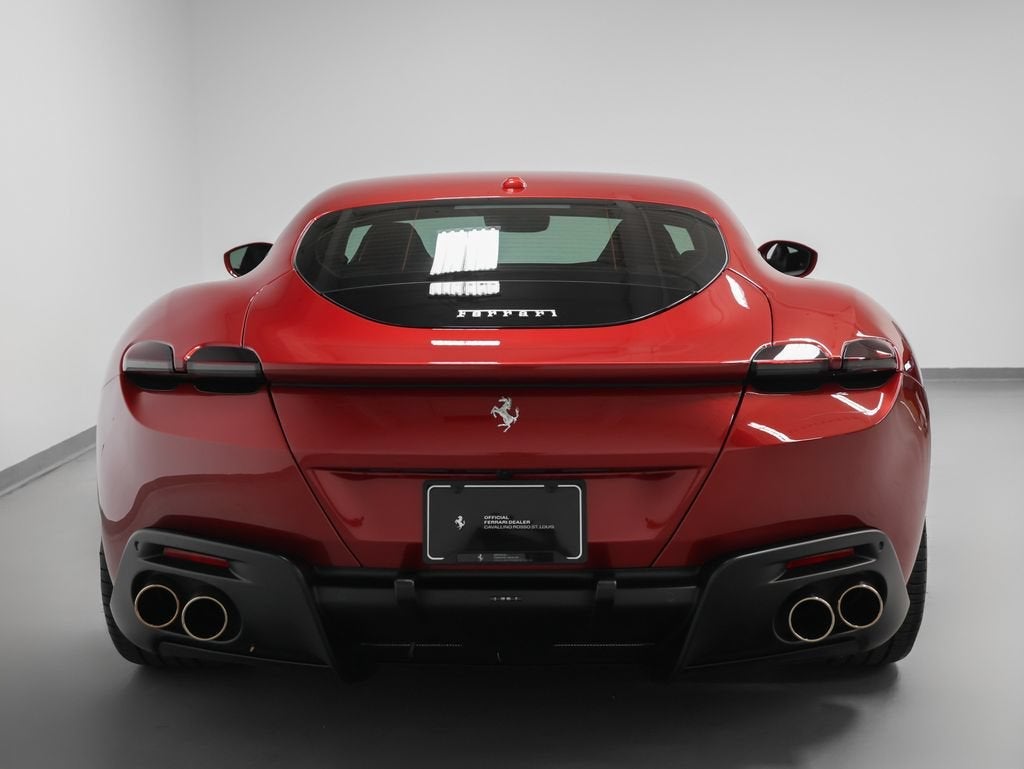 2022 Ferrari Roma Base