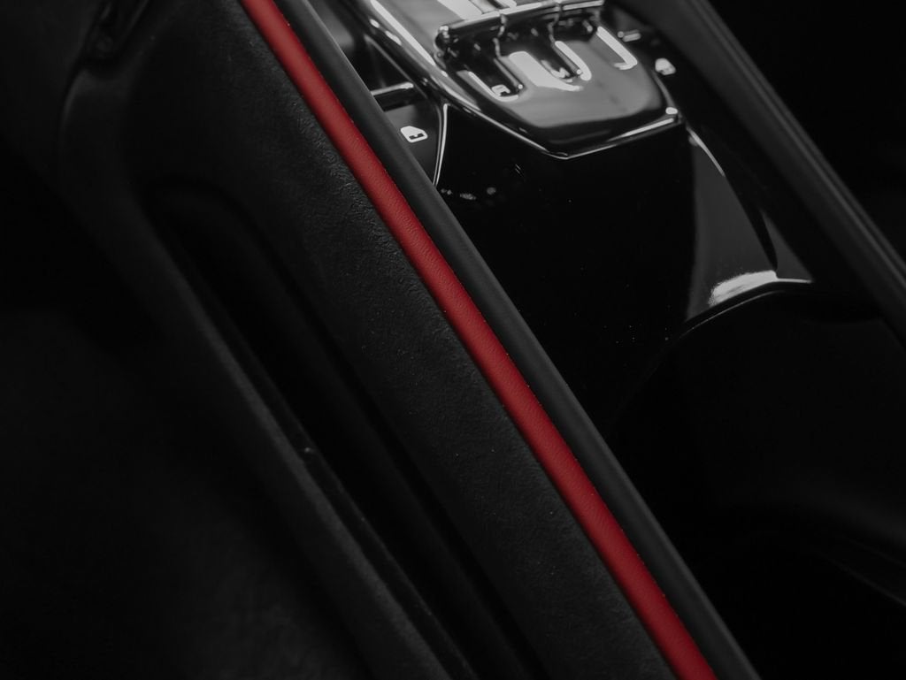 2022 Ferrari Roma Base