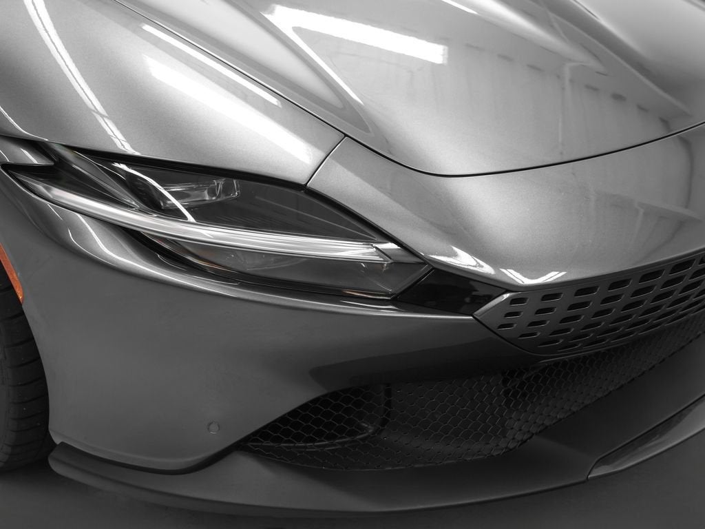 2022 Ferrari Roma Base