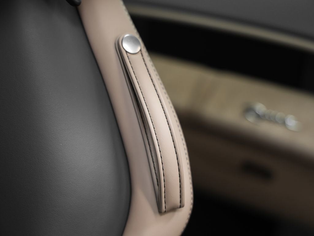 2022 Ferrari Roma Base