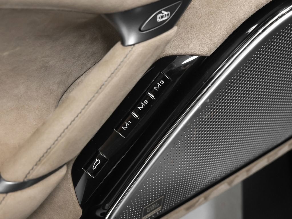 2022 Ferrari Roma Base