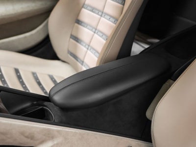 2022 Ferrari Roma Base