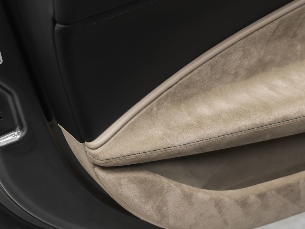 2022 Ferrari Roma Base