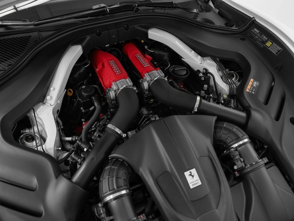 2023 Ferrari Roma Base