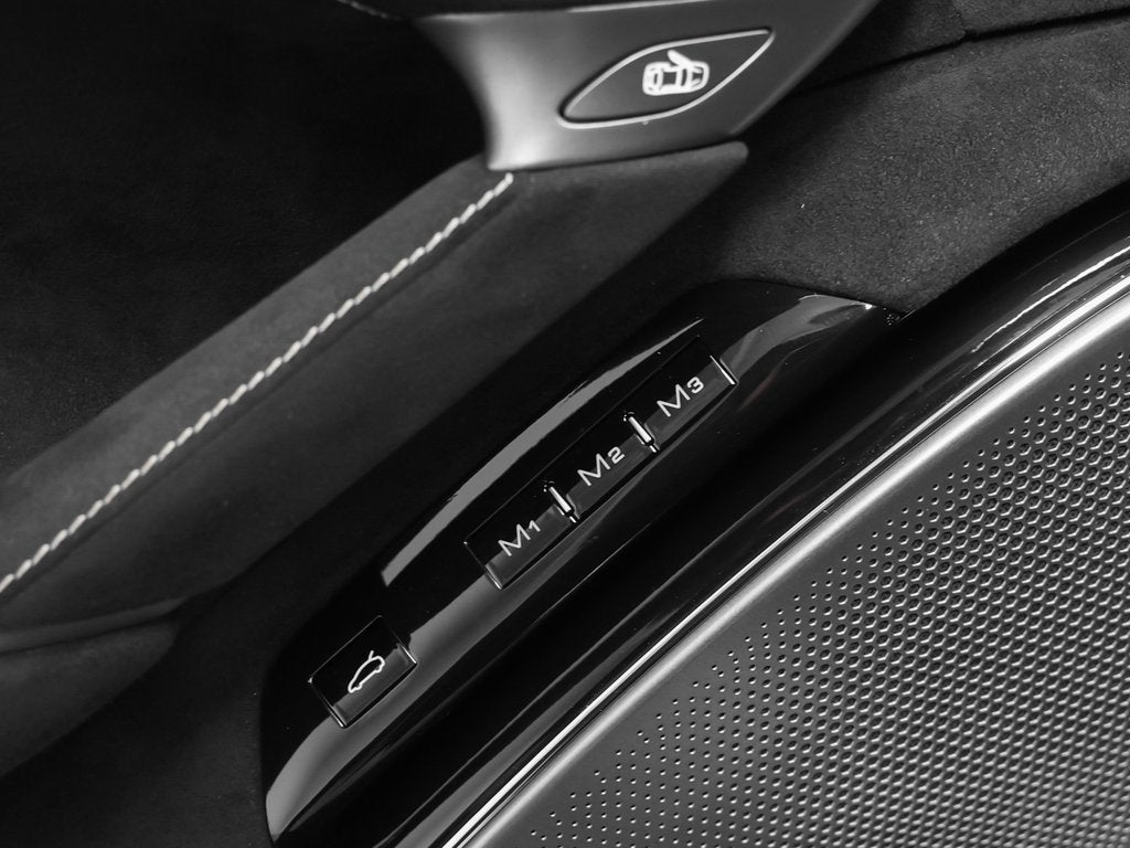 2023 Ferrari Roma Base