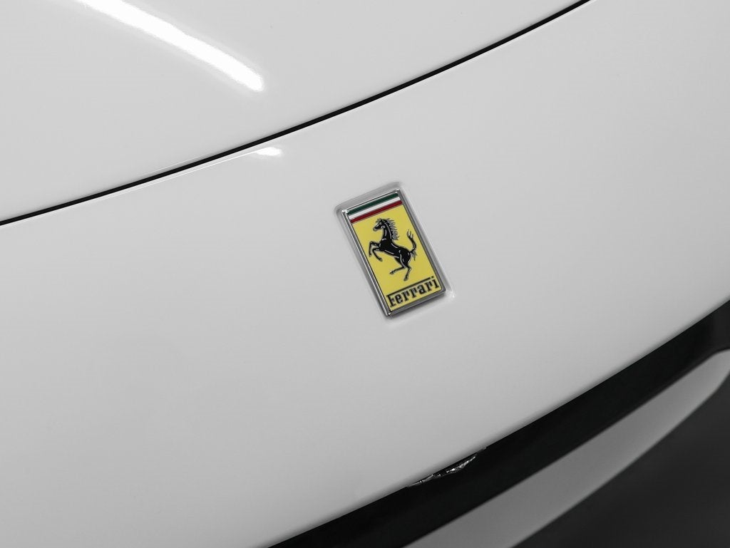 2023 Ferrari Roma Base