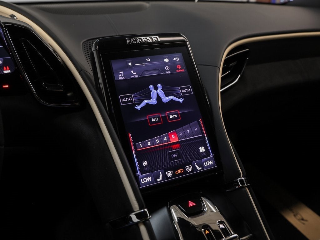 2024 Ferrari Roma Base