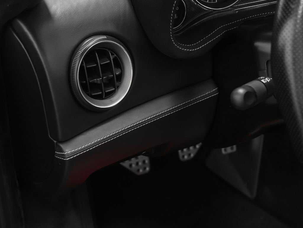2001 Ferrari 550 Barchetta Pininfarina Maranello