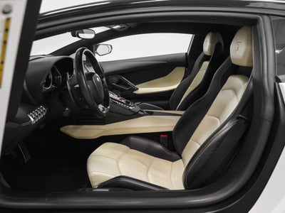 2014 Lamborghini Aventador Base