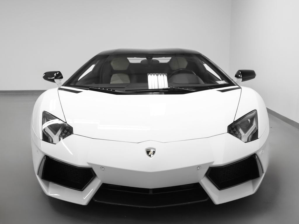 2014 Lamborghini Aventador Base
