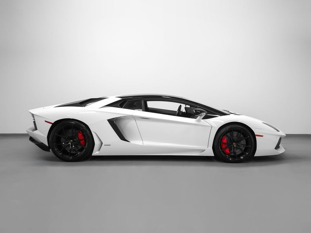 2014 Lamborghini Aventador Base