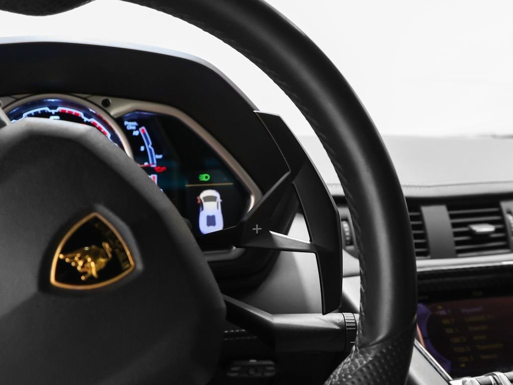 2014 Lamborghini Aventador Base