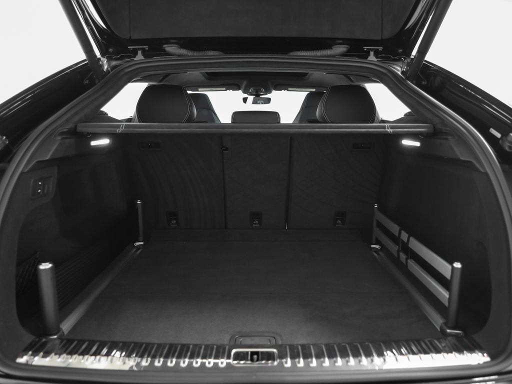 2022 Lamborghini Urus Base