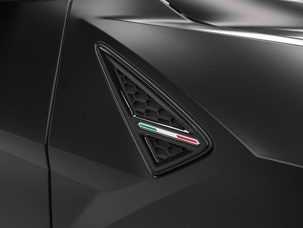 2022 Lamborghini Urus Base