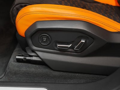 2022 Lamborghini Urus Base