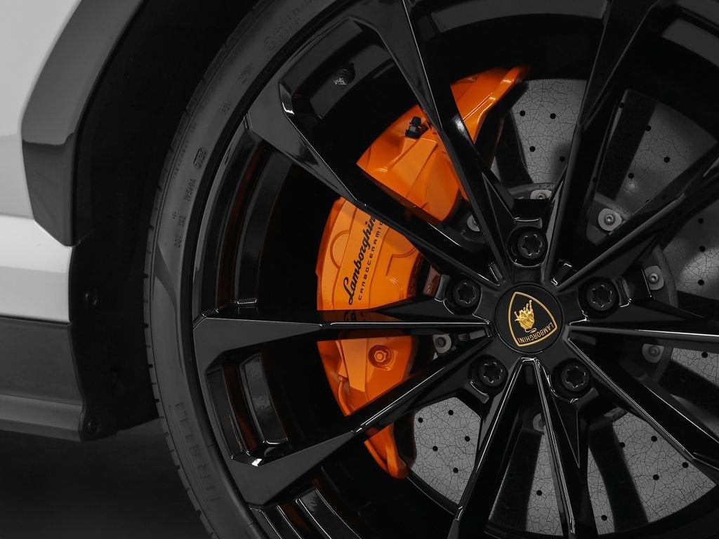 2024 Lamborghini Urus S