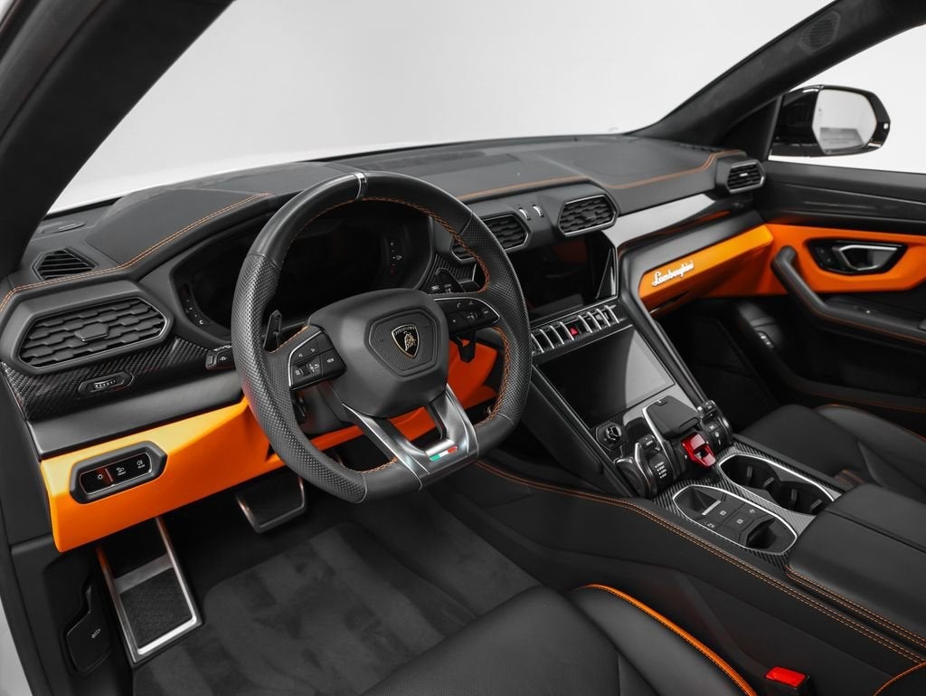 2024 Lamborghini Urus S