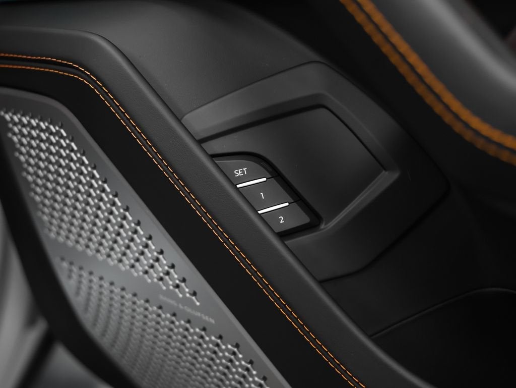 2024 Lamborghini Urus S