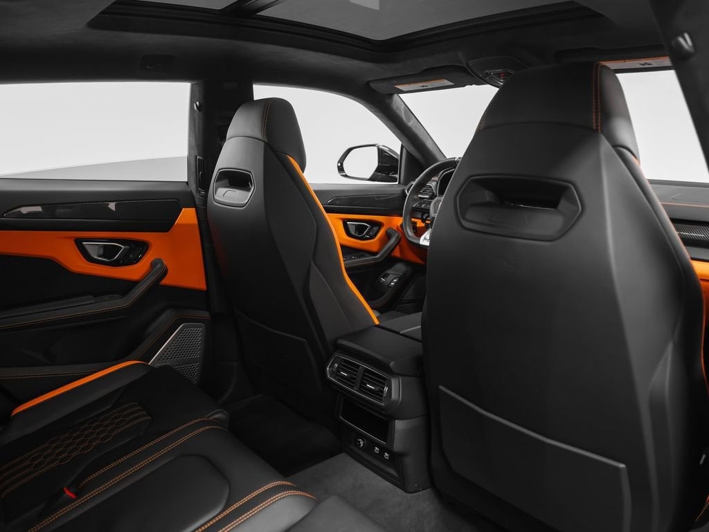 2024 Lamborghini Urus S