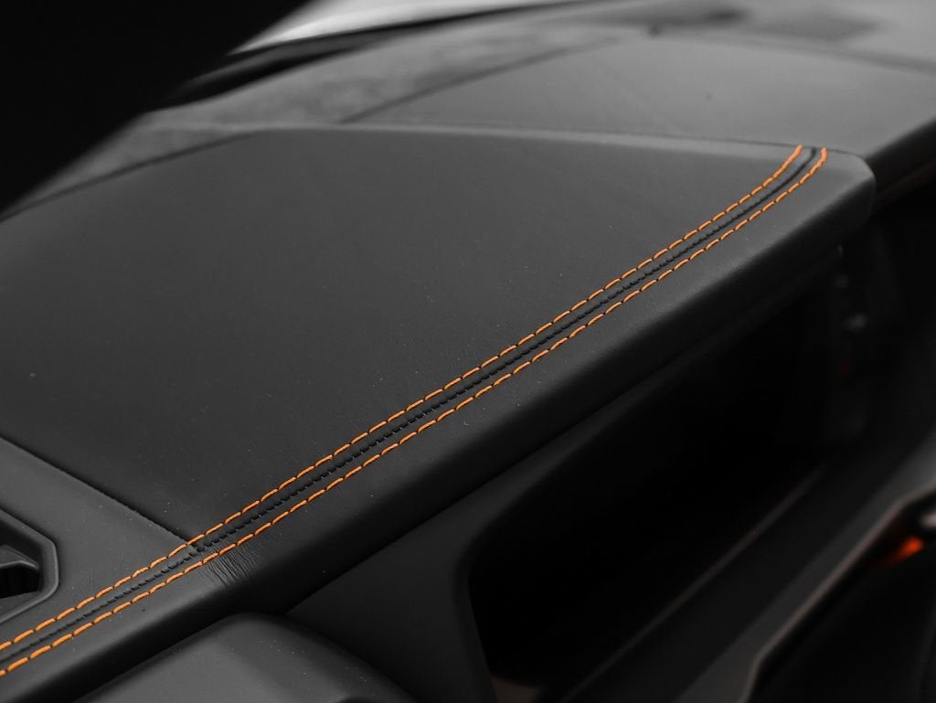 2024 Lamborghini Urus S