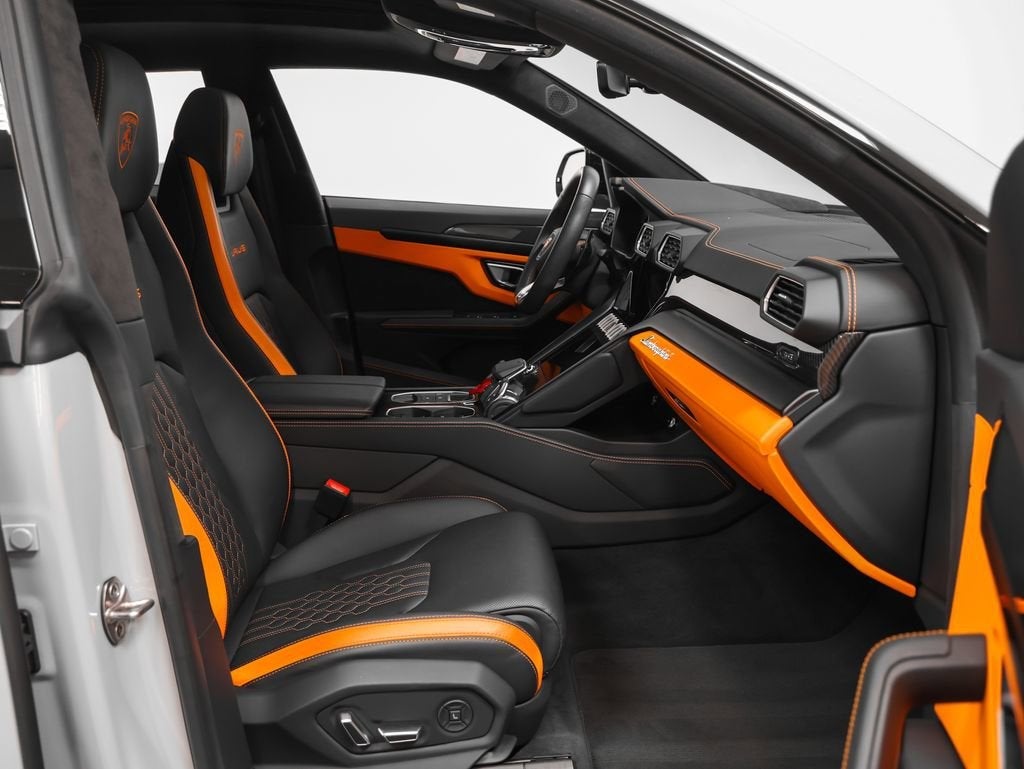 2024 Lamborghini Urus S