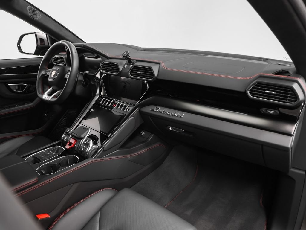 2024 Lamborghini Urus S