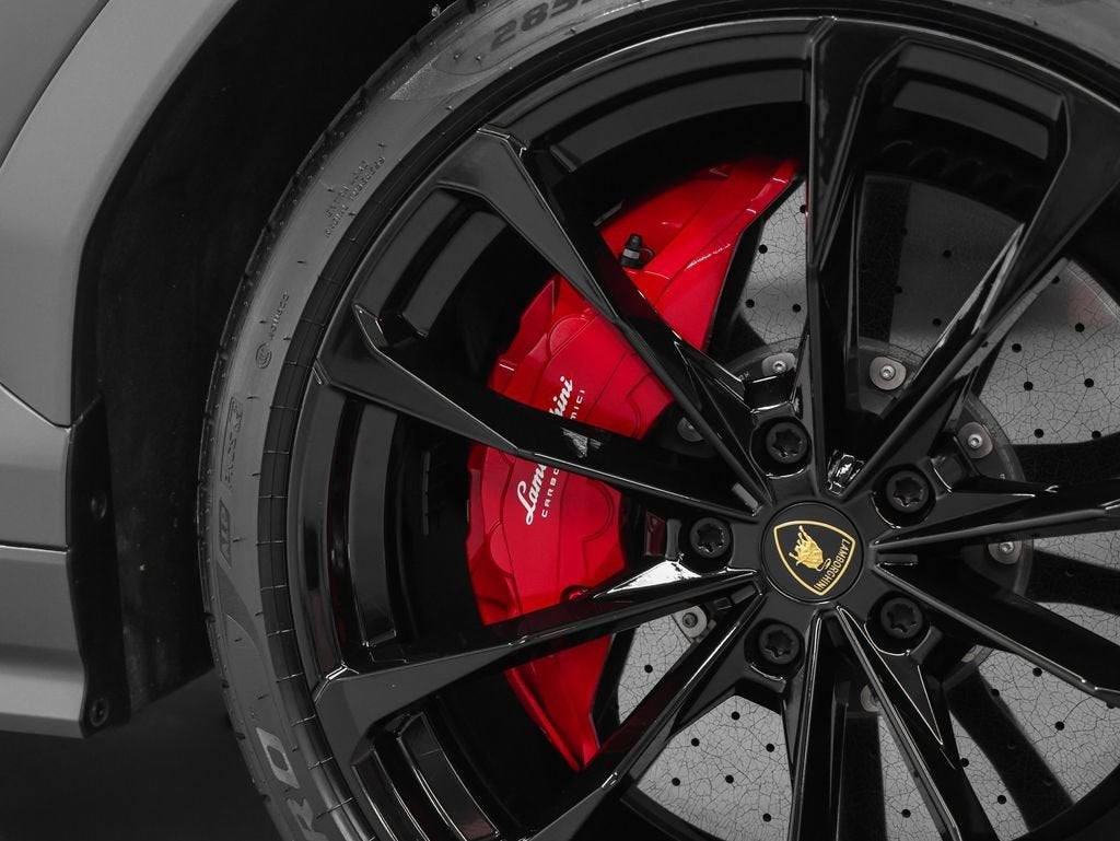 2024 Lamborghini Urus S