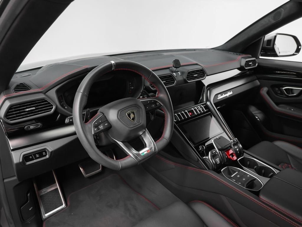 2024 Lamborghini Urus S