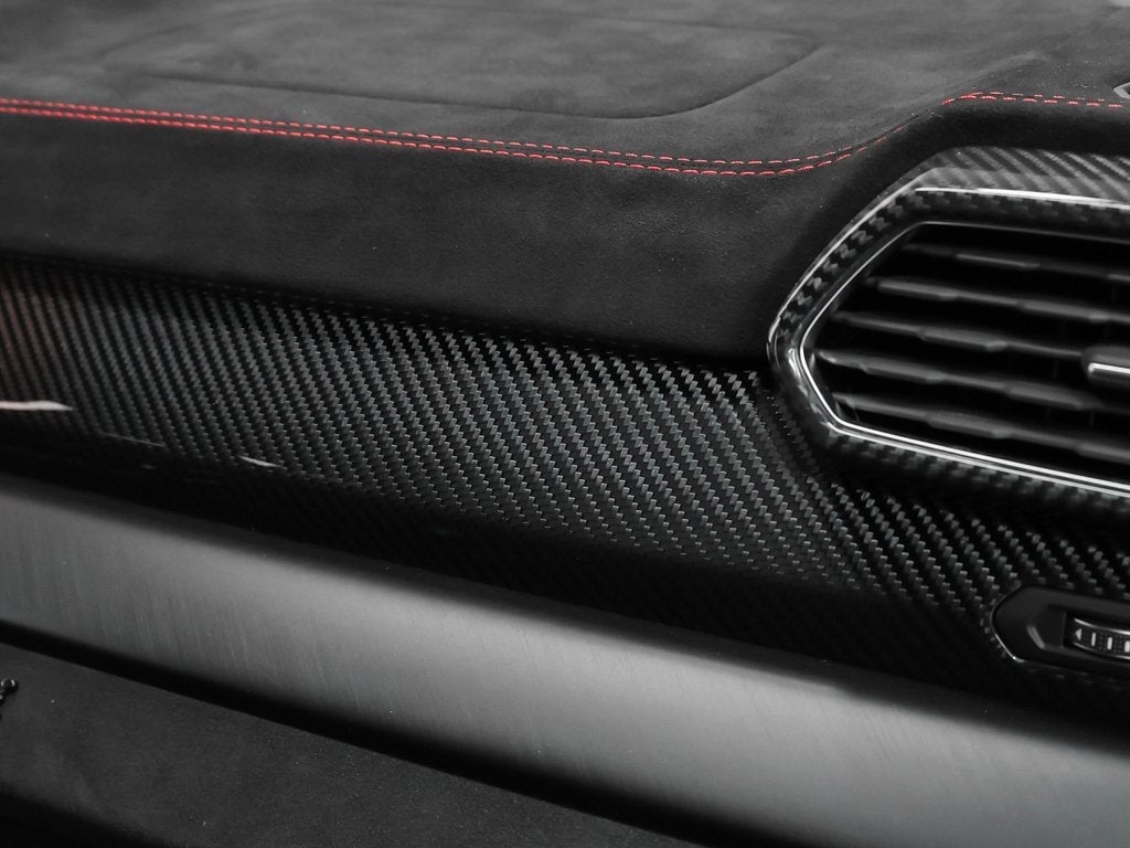 2024 Lamborghini Urus Performante