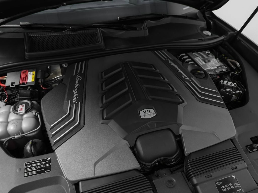 2023 Lamborghini Urus Performante