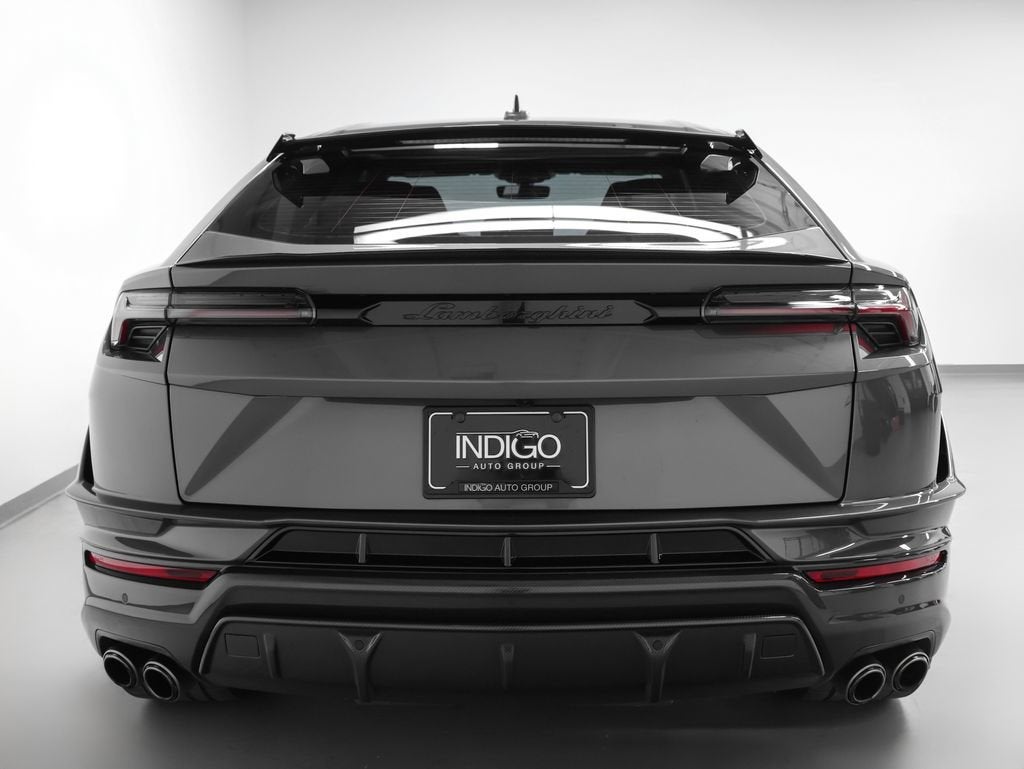 2023 Lamborghini Urus Performante