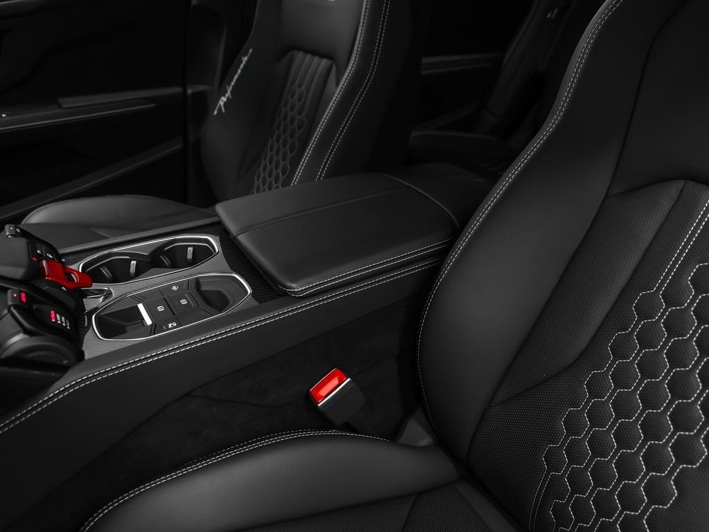 2023 Lamborghini Urus Performante