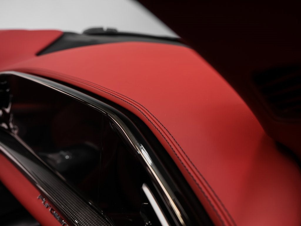 2025 Ferrari Purosangue Base