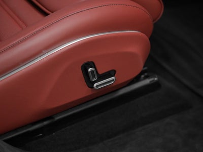 2025 Ferrari Purosangue Base