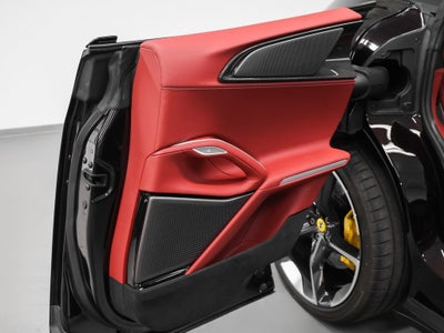 2025 Ferrari Purosangue Base