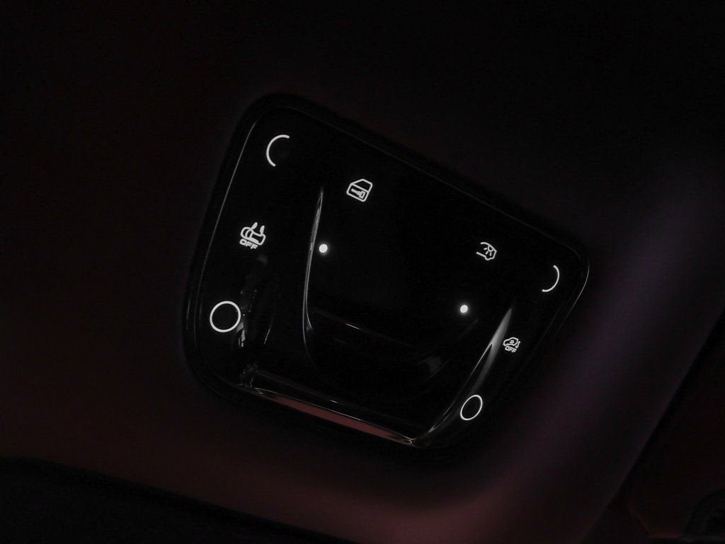 2025 Ferrari Purosangue Base