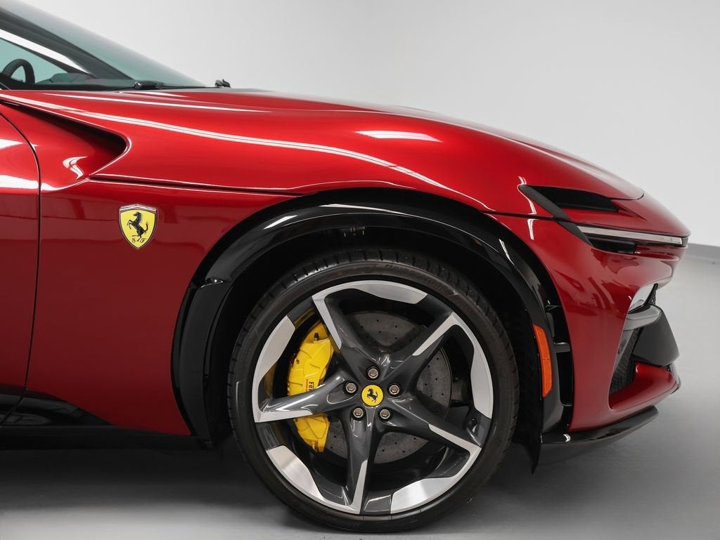 2025 Ferrari Purosangue Base