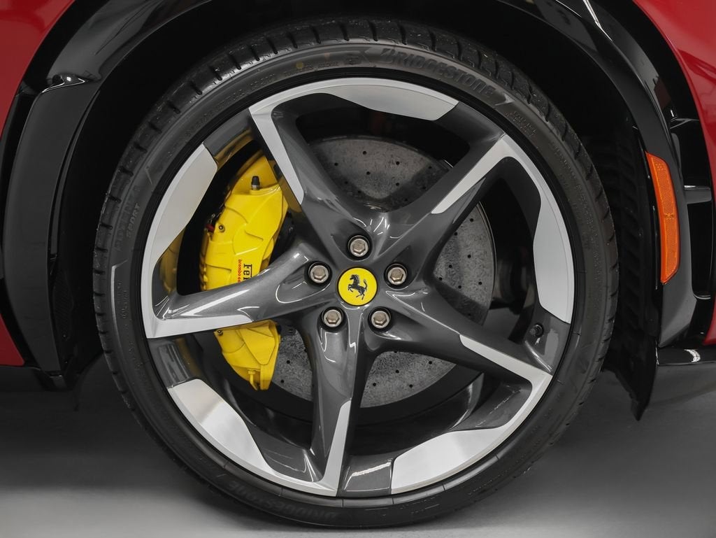 2025 Ferrari Purosangue Base