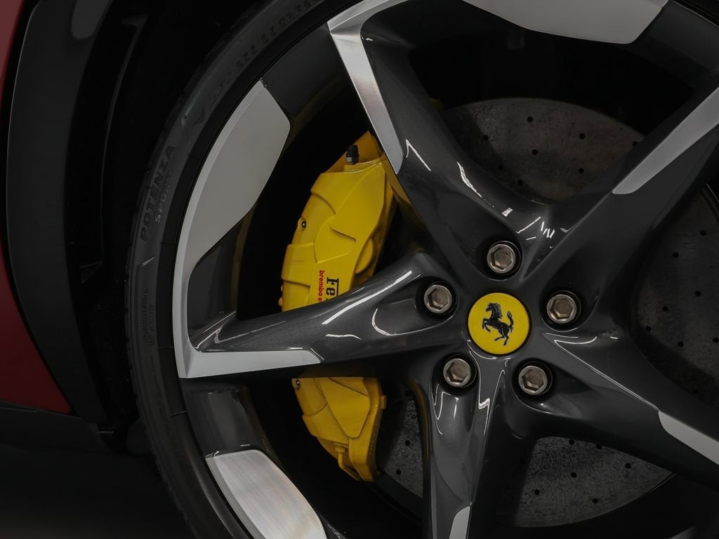 2025 Ferrari Purosangue Base