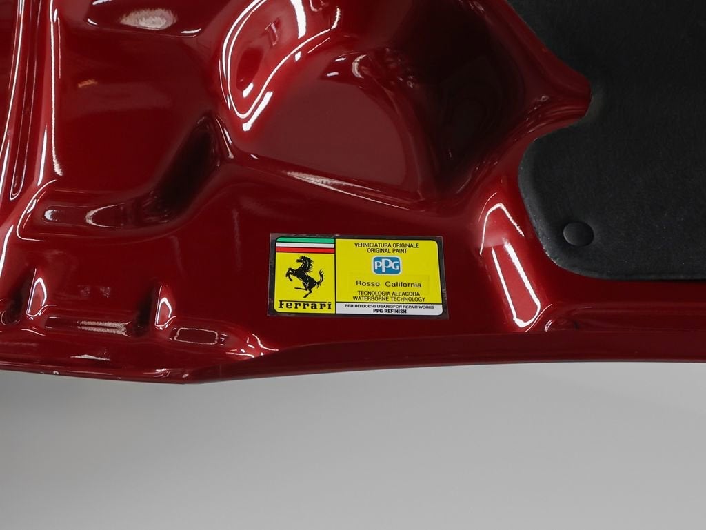 2025 Ferrari Purosangue Base