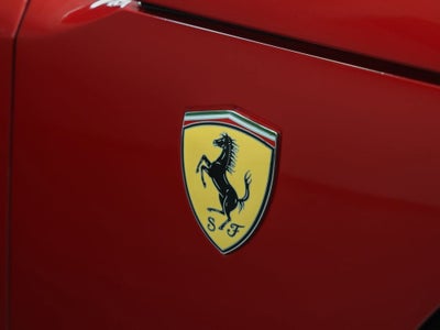 2025 Ferrari Purosangue Base