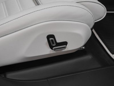 2025 Ferrari Purosangue Base