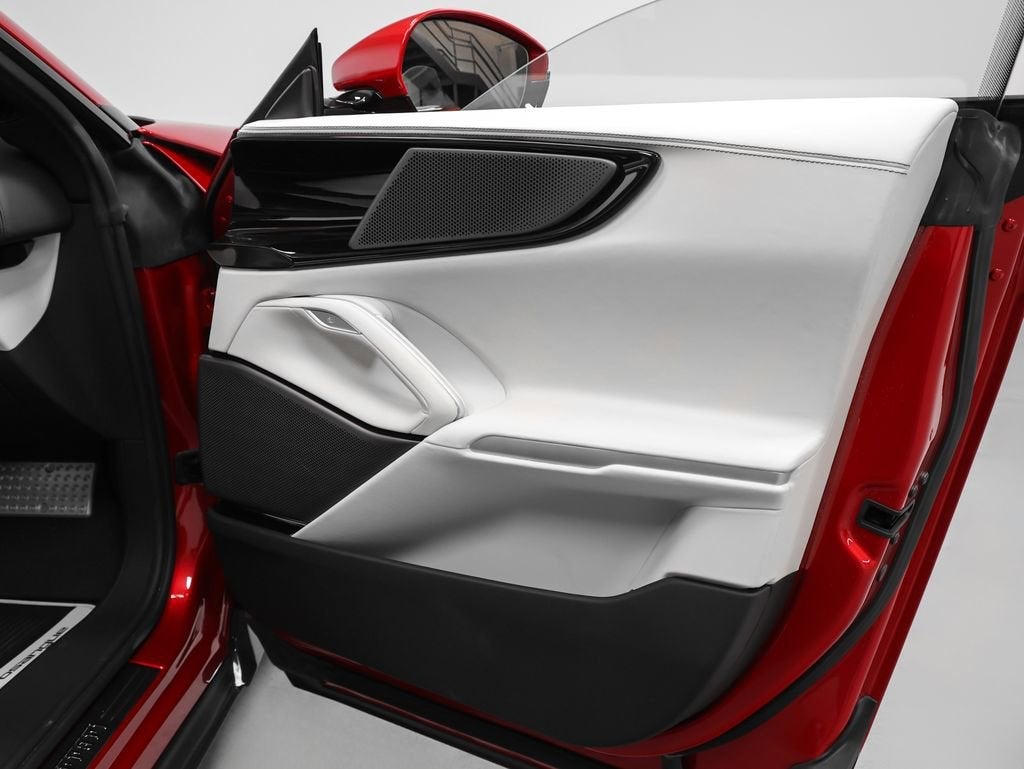 2025 Ferrari Purosangue Base