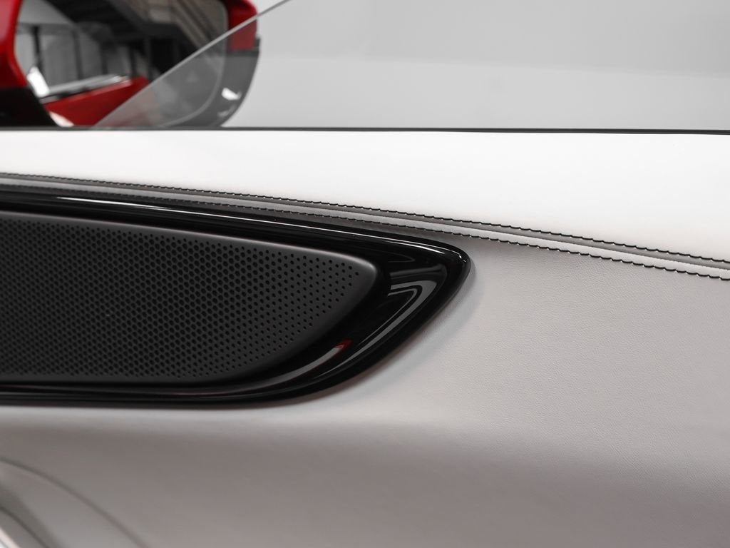 2025 Ferrari Purosangue Base